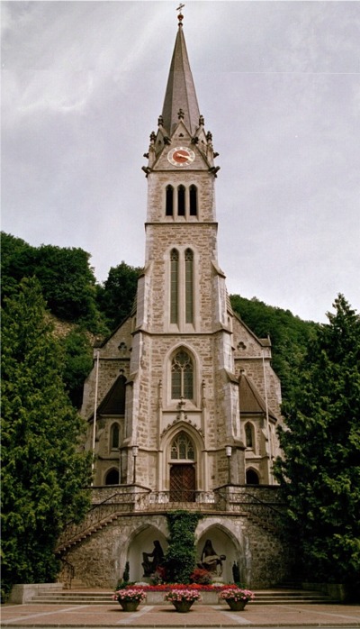 liechtenstein 48890_16_17.jpg